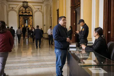 Peru moves to punish election bots