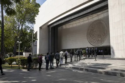 Senado mexicano revisa leyes sobre IA