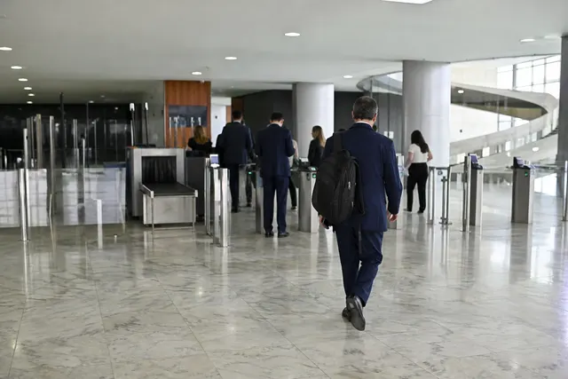 Brazil advances LGPD bills on platforms