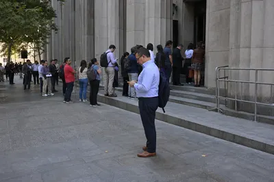Chile acelera ley de deepfakes y revisa datos